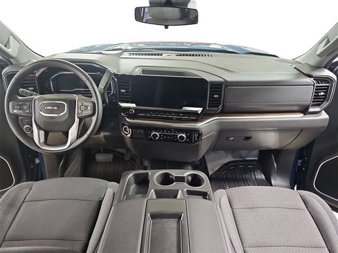 Used 2025 GMC Sierra 1500 Elevation image 11
