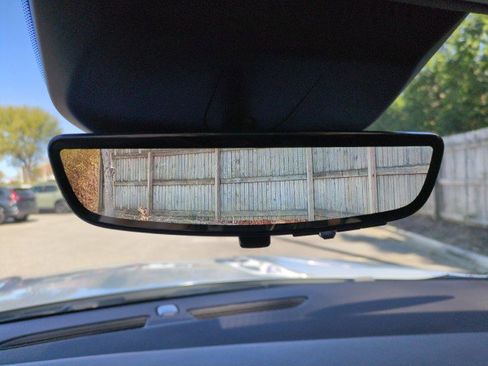 Used 2023 Cadillac Escalade Premium Luxury image 27