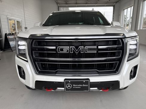 Used 2023 GMC Yukon AT4 w/ AT4 Premium Plus Package image 5