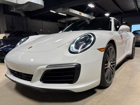 Used 2019 Porsche 911 Carrera 4S AWD/4WD image 15