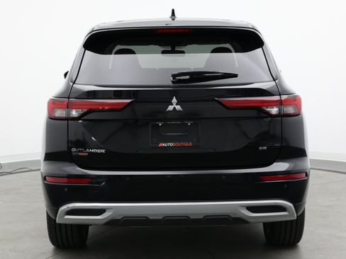 Used 2022 Mitsubishi Outlander SE FWD image 6