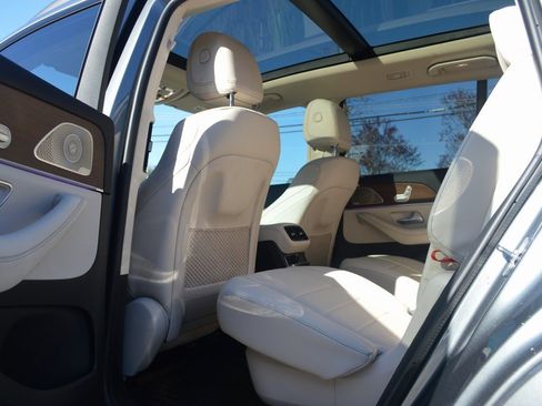 Used 2023 Mercedes-Benz GLS 450 GLS 450 image 36