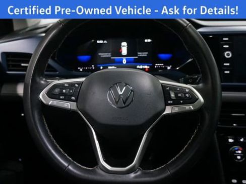 Certified 2024 Volkswagen Taos SE image 12