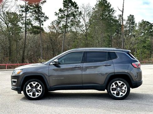 Used 2019 Jeep Compass Limited image 5