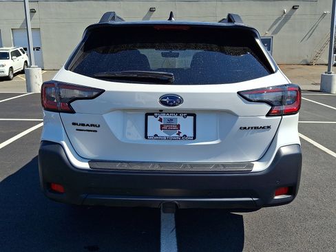 Certified 2023 Subaru Outback Onyx Edition AWD/4WD image 5