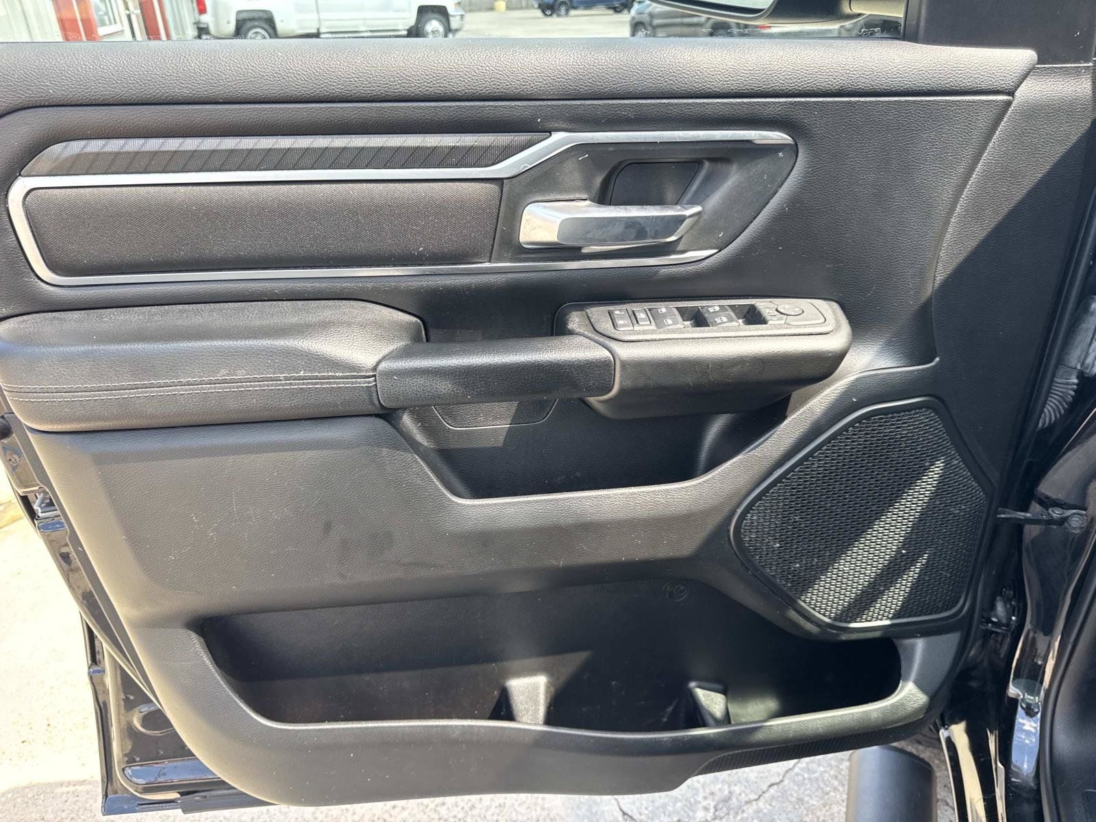 Used 2025 RAM 1500 Big Horn AWD/4WD image 18