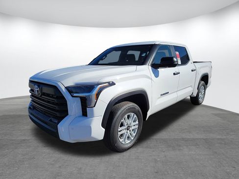 New 2025 Toyota Tundra SR5 w/ SR5 Convenience Package image 3