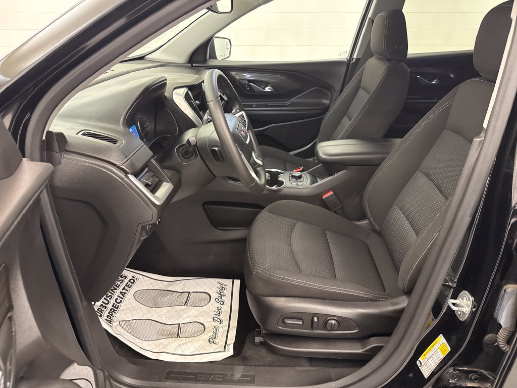 Used 2023 GMC Terrain SLE w/ Driver Convenience Package AWD/4WD image 12