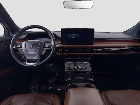 Used 2022 Lincoln Nautilus Reserve w/ Luxury Package image 27