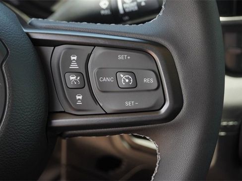 New 2025 Jeep Gladiator Rubicon w/ Convenience Group image 26