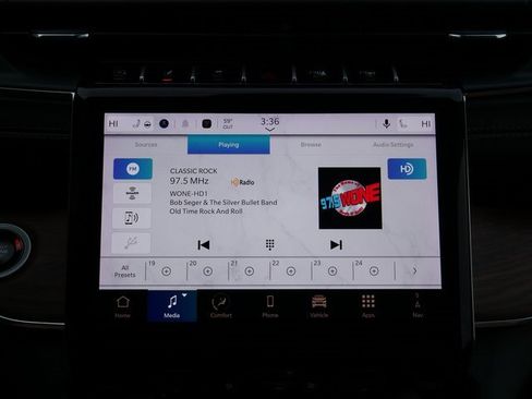 Used 2024 Jeep Grand Cherokee L Summit image 23