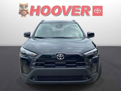 Used 2026 Toyota Corolla Cross LE FWD image 6