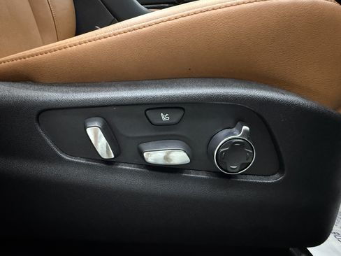 Used 2024 Cadillac XT4 Sport AWD/4WD image 25