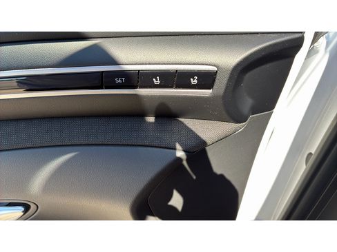 Certified 2024 Hyundai Tucson Limited AWD/4WD image 14