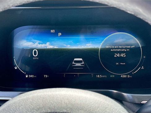 Certified 2023 Kia Sorento SX image 12