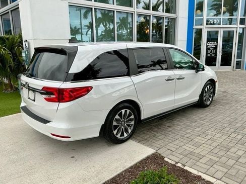 Certified 2023 Honda Odyssey EX-L image 6