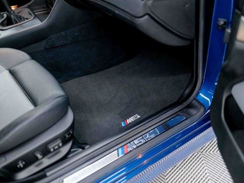 Used 2002 BMW M5 RWD image 57