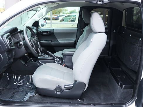 Used 2021 Toyota Tacoma SR image 32