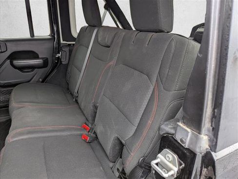 Used 2018 Jeep Wrangler Unlimited Rubicon image 25