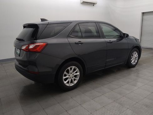 Used 2020 Chevrolet Equinox LS w/ LS Convenience Package FWD image 10