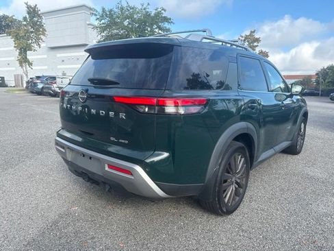 Used 2024 Nissan Pathfinder SL w/ SL Premium Package AWD/4WD image 12