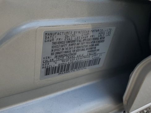 Used 2020 Nissan Sentra SV image 30