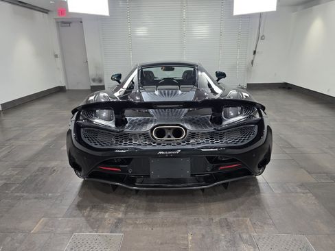 Used 2025 McLaren 750S Spider RWD image 22