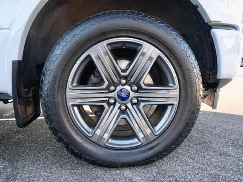 Used 2020 Ford F150 Lariat w/ Equipment Group 502A Luxury image 38