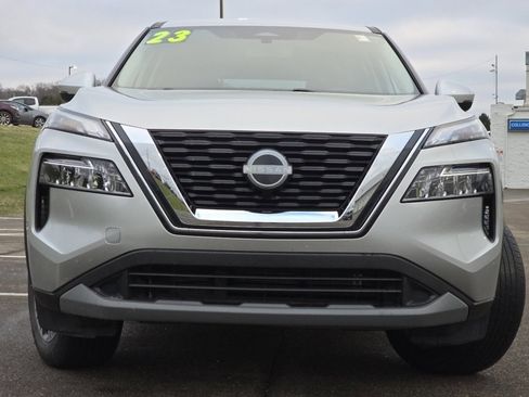 Certified 2023 Nissan Rogue SV image 15