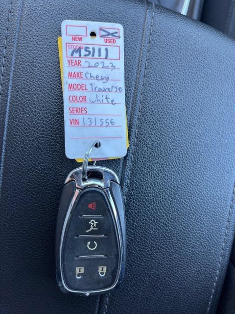 Used 2023 Chevrolet Traverse LT AWD/4WD image 49