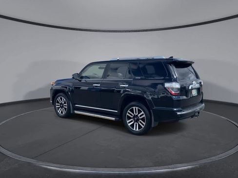 Certified 2018 Toyota 4Runner Limited AWD/4WD image 11