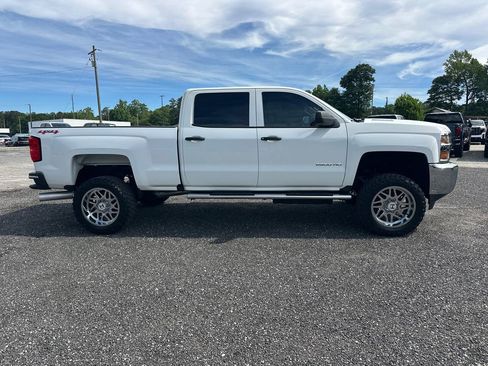 Used 2016 Chevrolet Silverado 2500 W/T AWD/4WD image 5