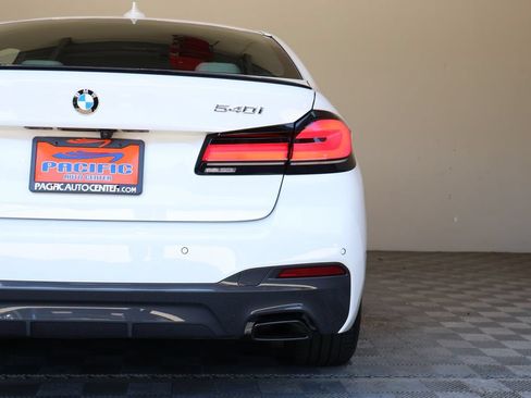 Used 2023 BMW 540i w/ M Sport Package RWD image 12