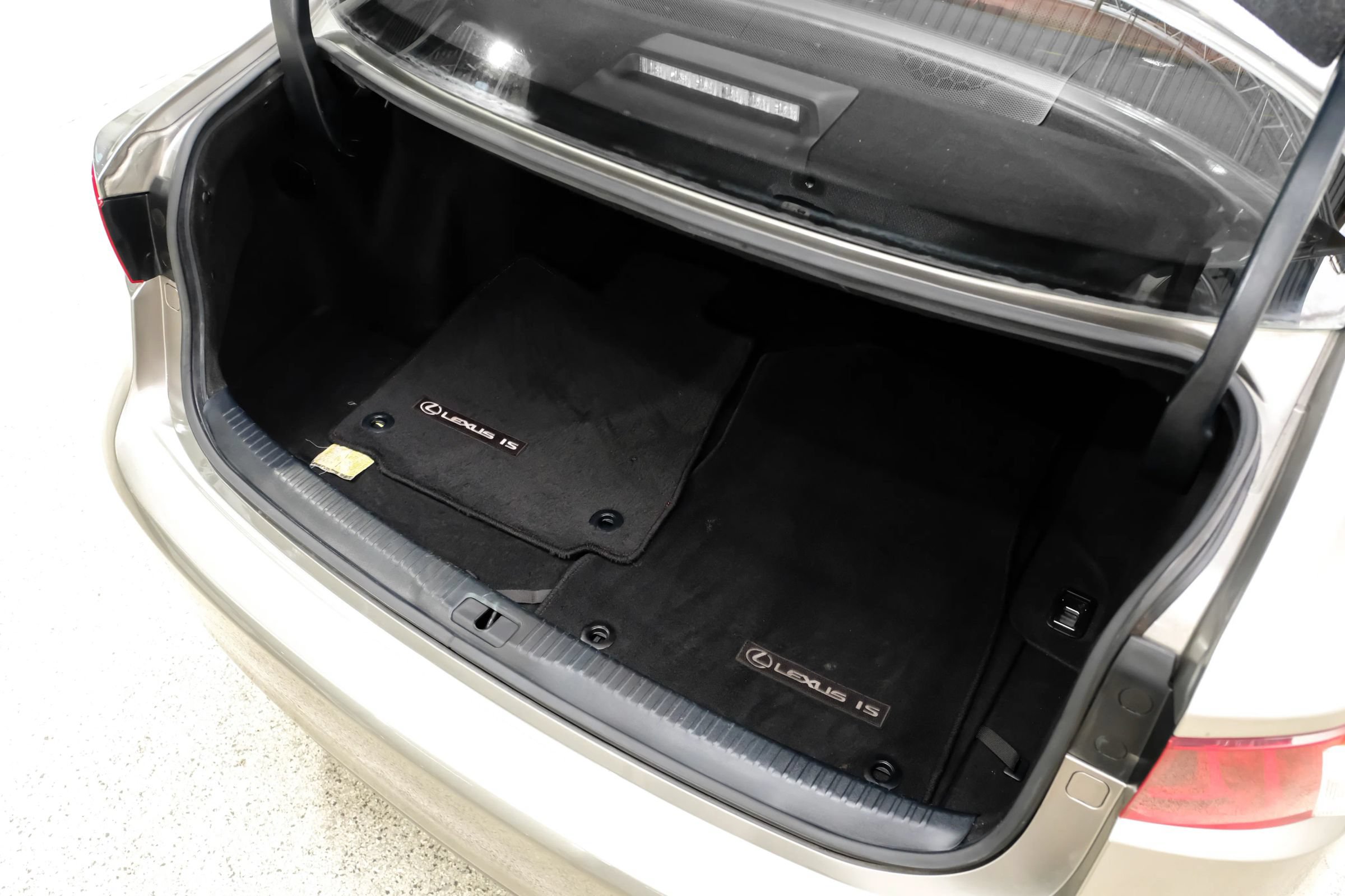 Used 2015 Lexus IS 350 w/ F-Sport Package RWD image 51