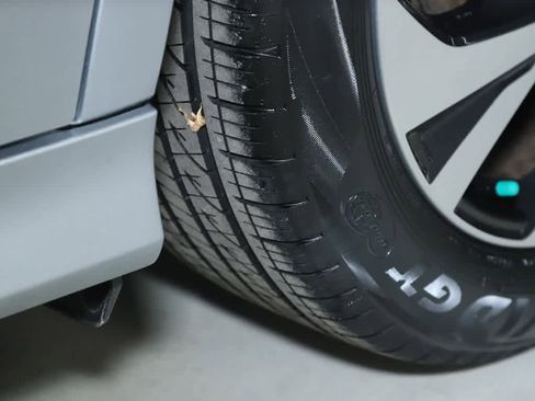 Used 2023 Subaru Legacy Premium image 33