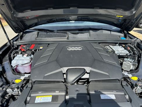 Certified 2026 Audi Q7 3.0T Premium Plus AWD/4WD image 16