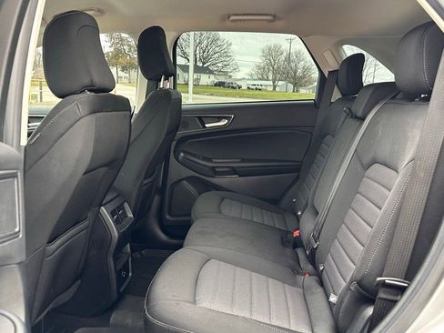 Used 2022 Ford Edge SE w/ Black Appearance Package image 14