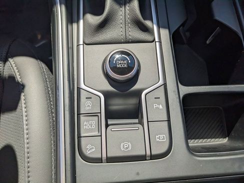 Certified 2026 Kia Sorento S FWD image 27