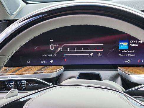 Certified 2025 Cadillac Escalade Sport Platinum image 29