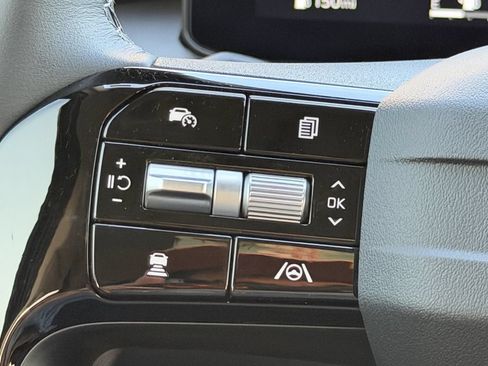 Certified 2026 Kia Sorento SX FWD image 29