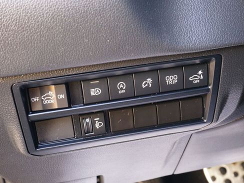 Used 2022 Toyota Tundra Limited w/ TRD Off-Road Package image 12