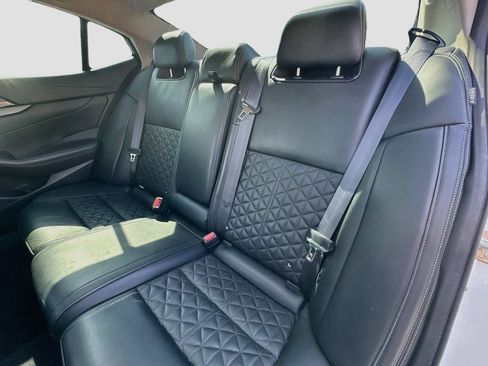 Used 2019 Nissan Maxima Platinum w/ Sport Mat Group FWD image 25