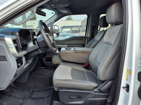 Used 2025 Ford F250 XLT w/ FX4 Off-Road Package AWD/4WD image 18
