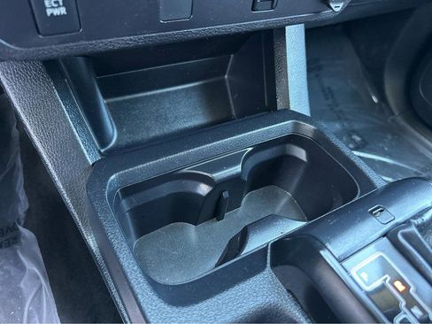 Used 2019 Toyota Tacoma SR image 26