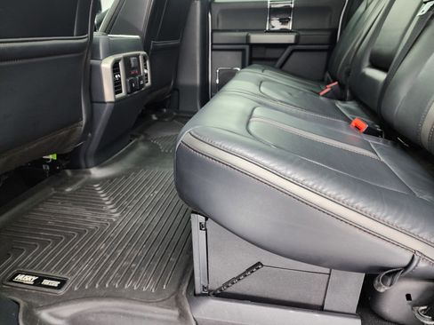 Used 2022 Ford F250 Platinum w/ Tremor Off-Road Package image 40