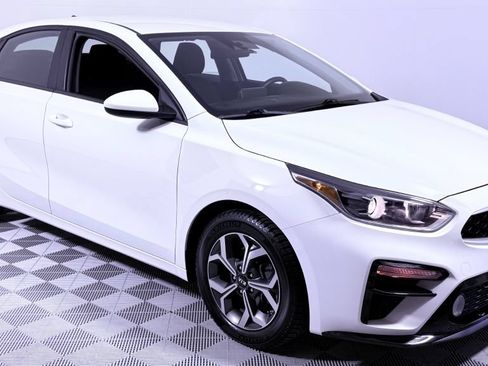 Used 2021 Kia Forte LXS FWD image 1