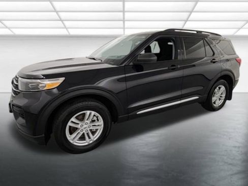 Certified 2023 Ford Explorer XLT AWD/4WD image 4