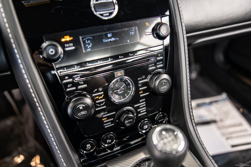 Used 2015 Aston Martin V8 Vantage GT RWD image 33