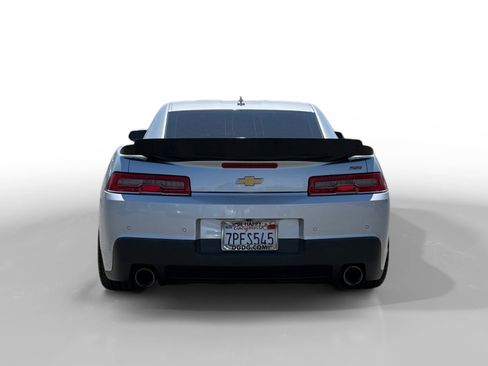 Used 2015 Chevrolet Camaro SS w/ RS Package RWD image 4