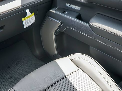 New 2026 GMC Sierra 1500 Denali AWD/4WD image 24
